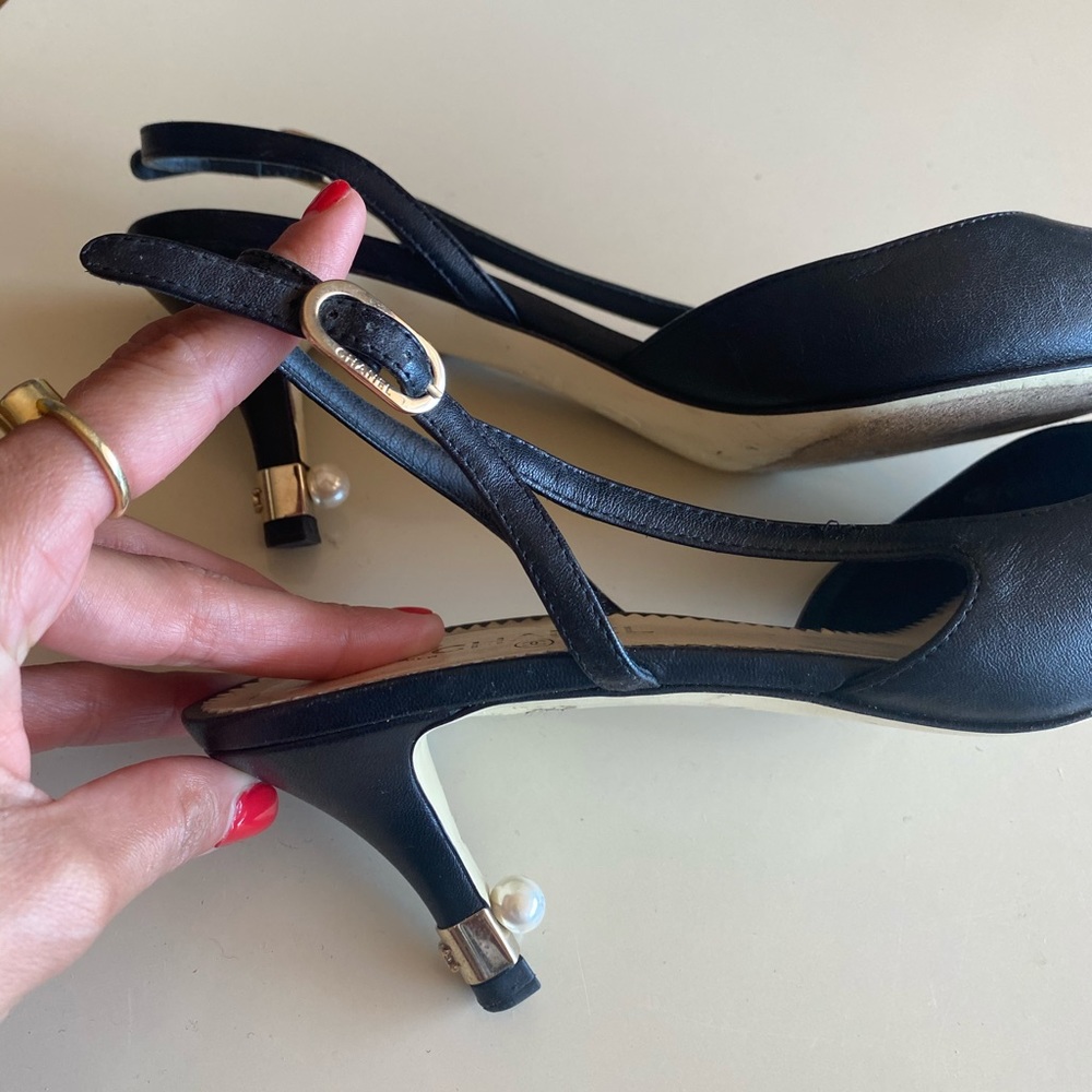 Chanel black leather sling back heels 38 1/2